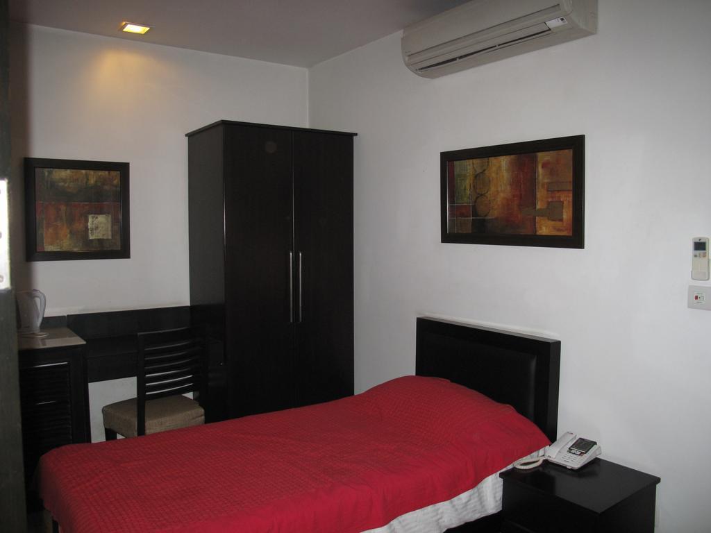 Bed and Breakfast Rainbow Residency à New Delhi Chambre photo